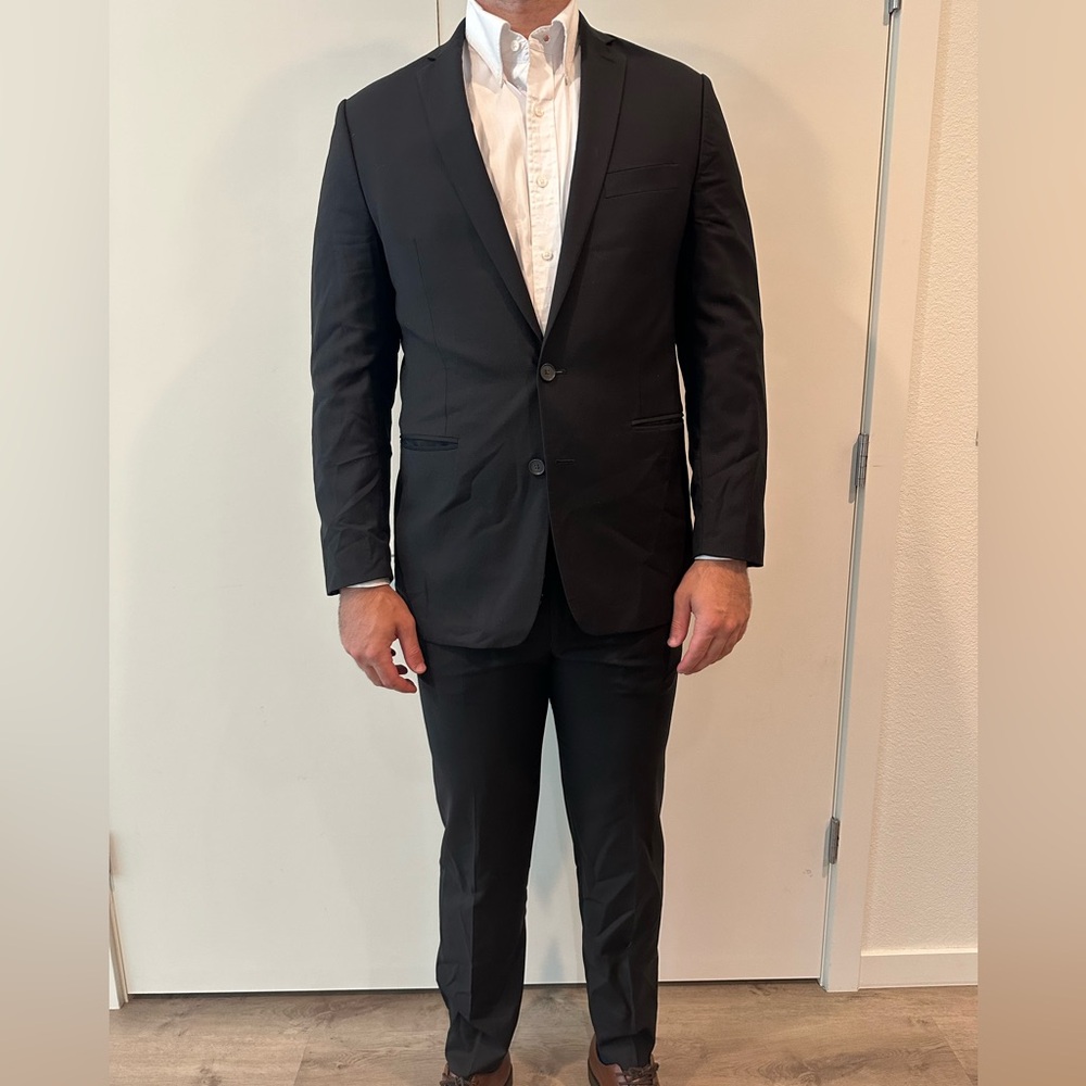 Men’s Black Suit Jacket